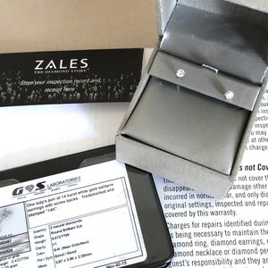 14K White Gold Natural Diamond Earrings .47CTTW Round Brilliant Cut